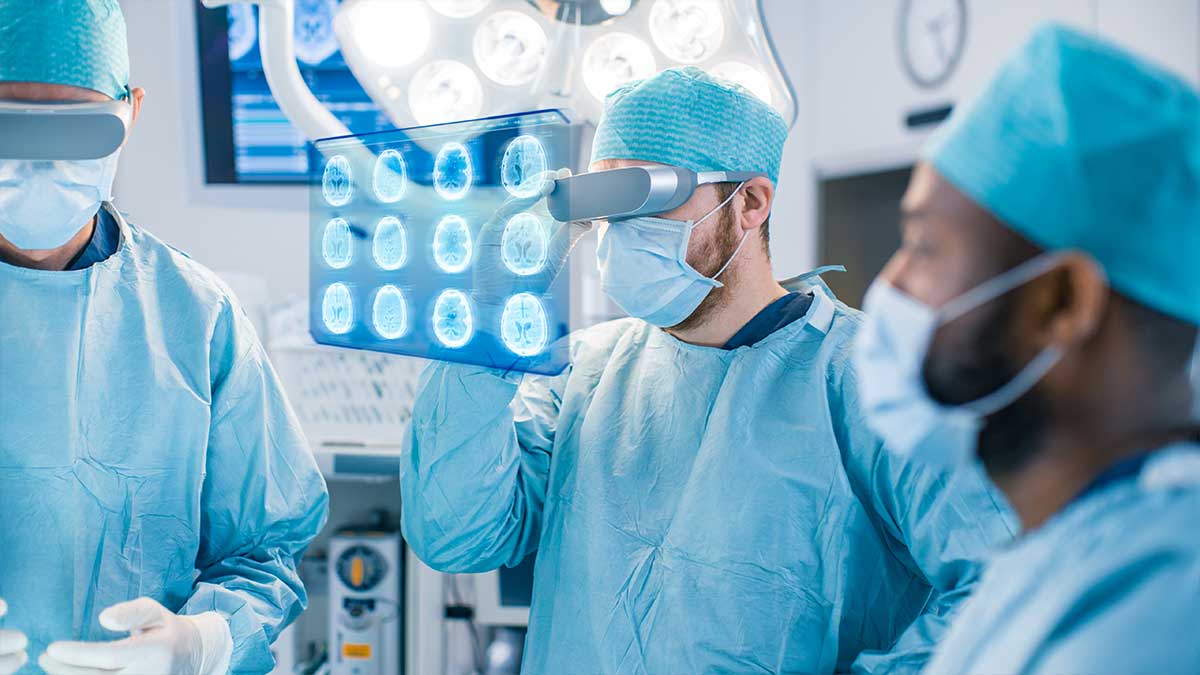 doctors-using-artificial-intelligence-in-operating-room